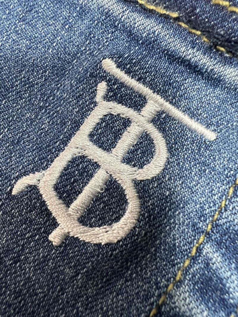 Burberry Jeans